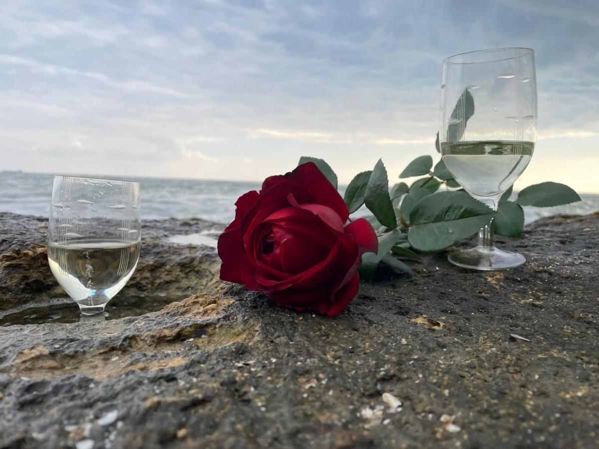Bukhta Aparthotel Vapniarka Buitenkant foto